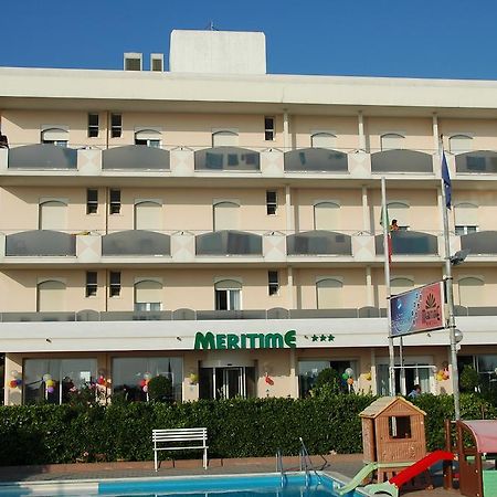 Hotel Meritime Белариа-Игеа Марина Екстериор снимка