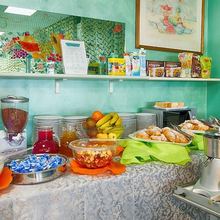 Hotel Meritime Белариа-Игеа Марина Екстериор снимка