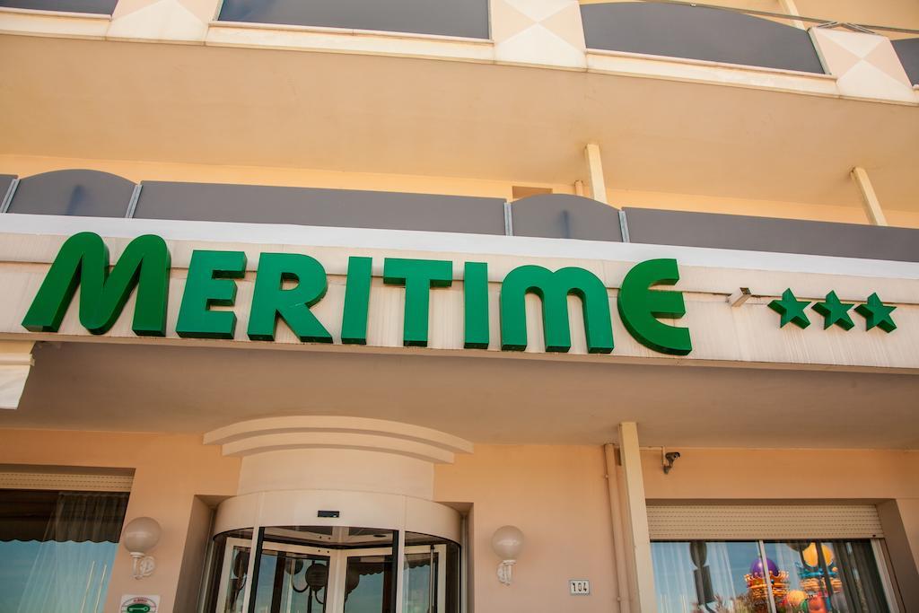 Hotel Meritime Белариа-Игеа Марина Екстериор снимка