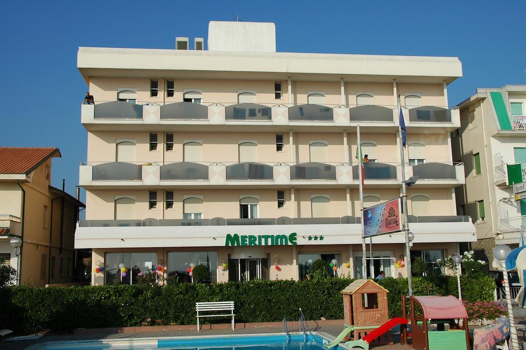 Hotel Meritime Белариа-Игеа Марина Екстериор снимка