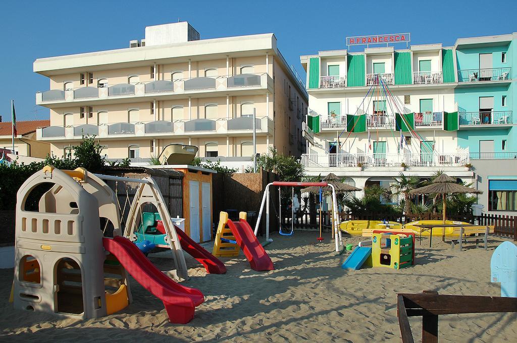 Hotel Meritime Белариа-Игеа Марина Екстериор снимка