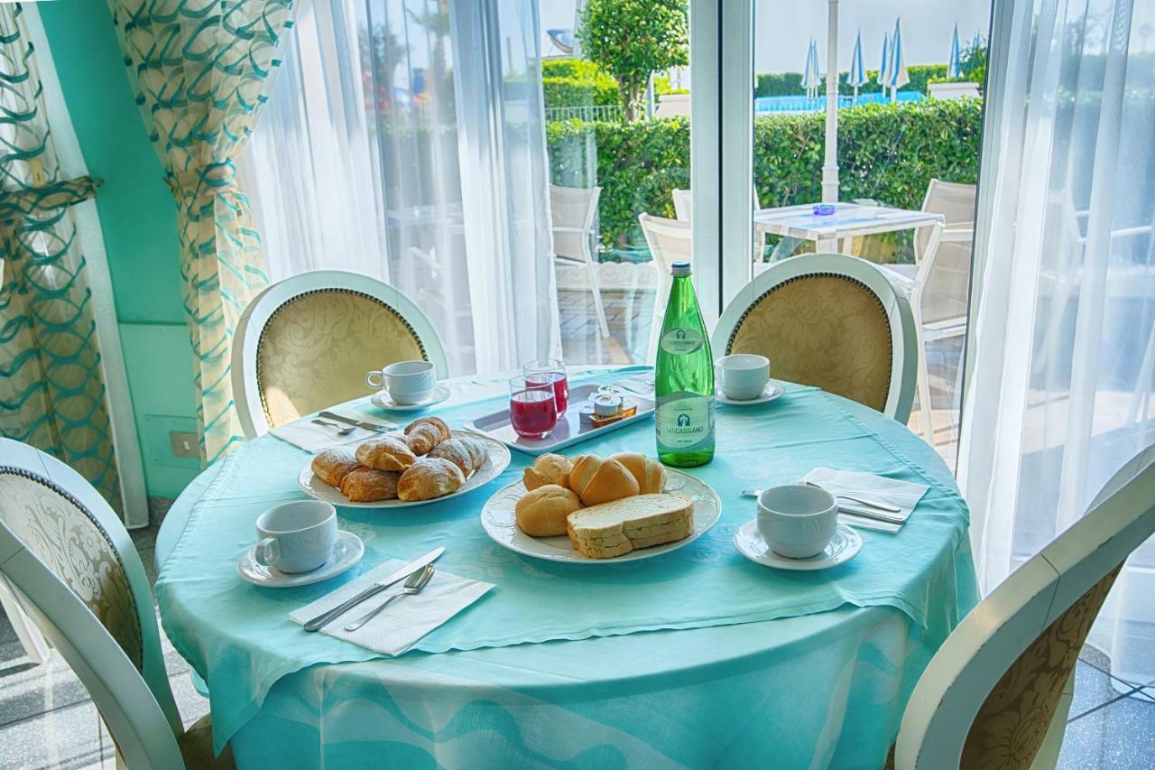 Hotel Meritime Белариа-Игеа Марина Екстериор снимка