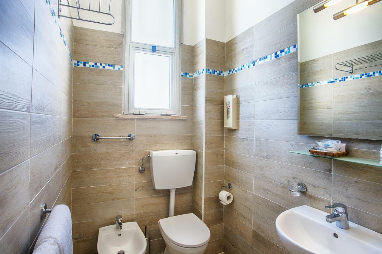 Hotel Meritime Белариа-Игеа Марина Екстериор снимка